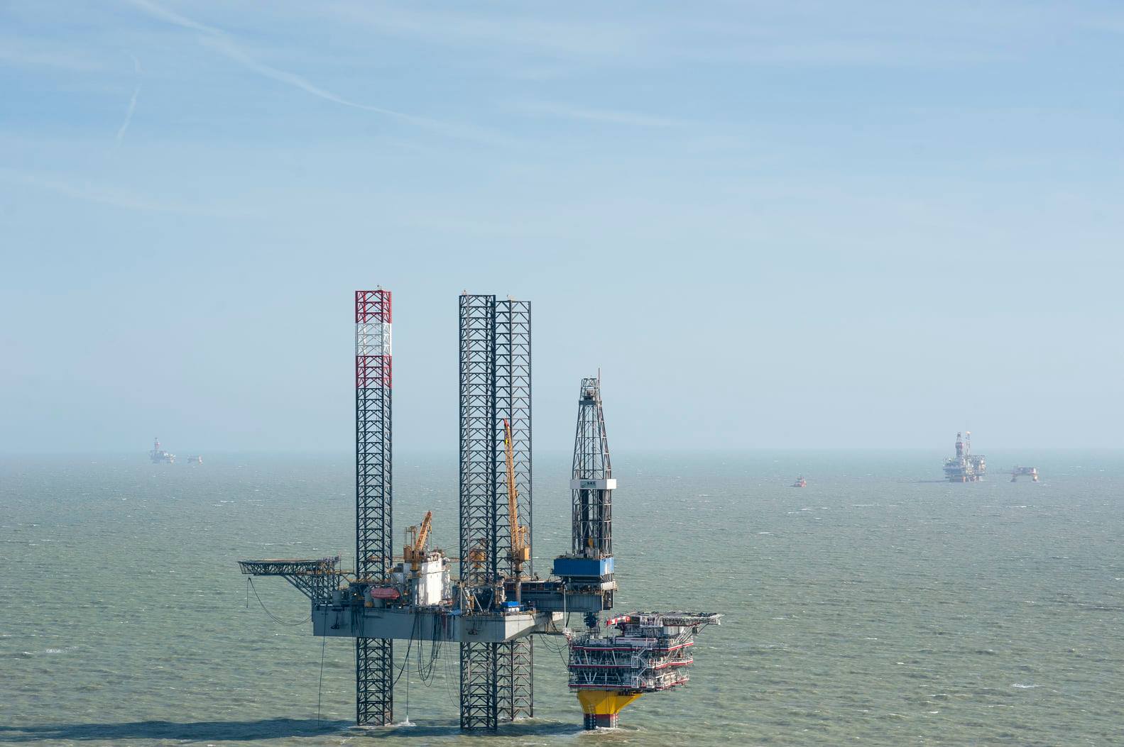 Romgaz a anulat acordul cu Lukoil pentru perimetrul Trident din Marea Neagră și a preluat toate drepturile de exploatare