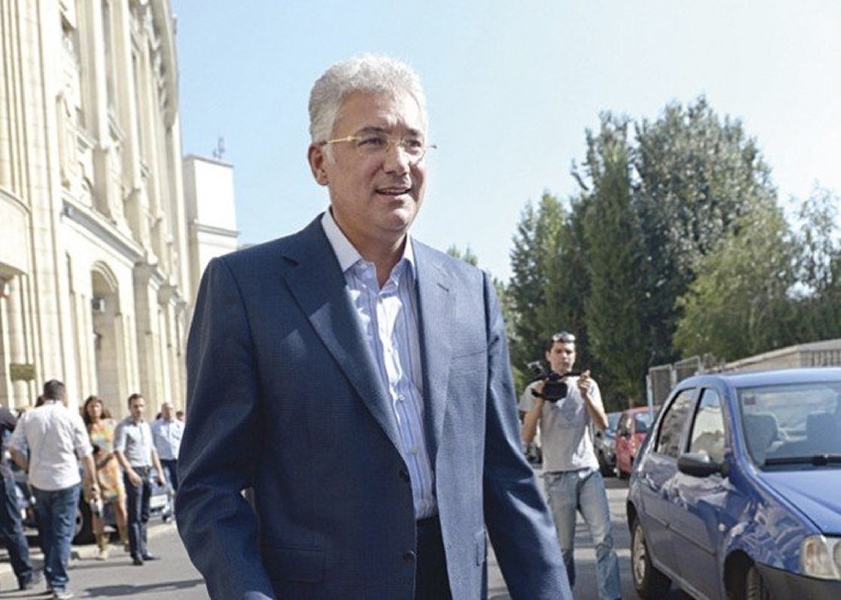 Familia lui Adriean Videanu este printre beneficiarii contractului de un miliard de euro de la metroul din Sectorul 4