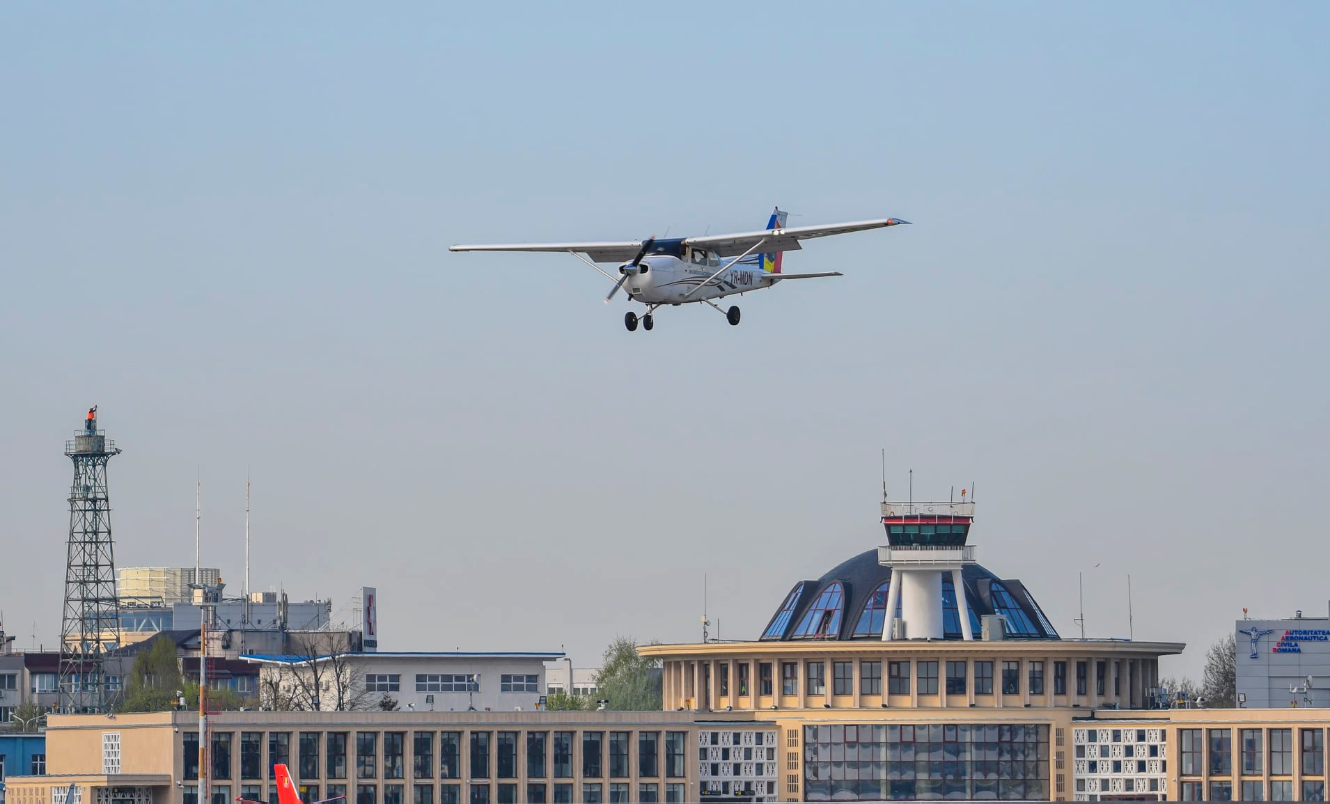 UE întărește protecția turiștilor. Noi reguli pentru pachetele de călătorie și despăgubiri mai clare