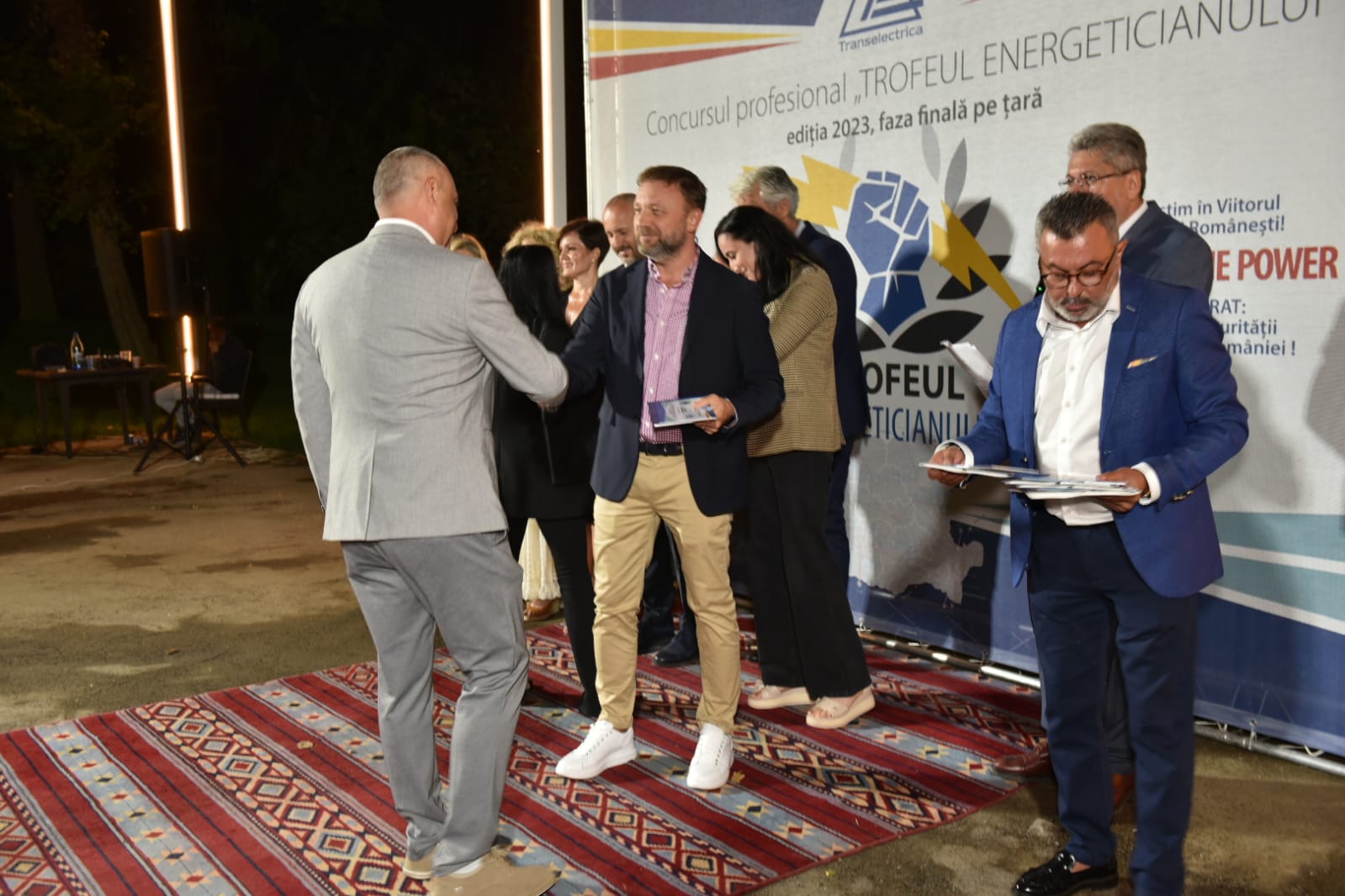 Șeful hotelului unde se caza Iohannis când mergea la schi la Păltiniș a ajuns director la Transelectrica