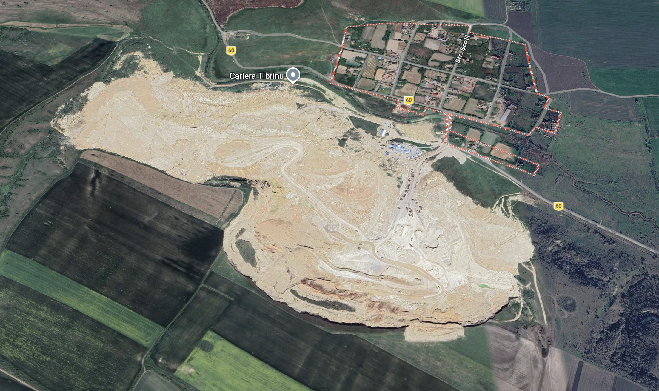 Licența pentru exploatarea argilei de la Țibrinu, actualizată printr-un nou act adițional. Cine este proprietarul firmei care scoate argilă din Dobrogea