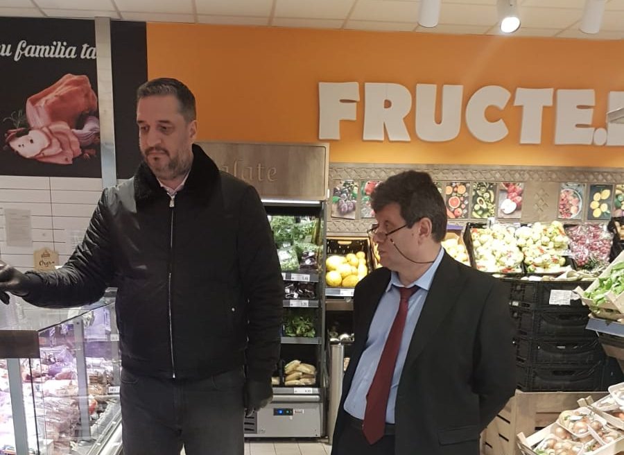 Paul Anghel, trimis în judecată pentru șantaj din funcția de directorul general al ANPC, se prezintă acum drept expert în protecția consumatorilor