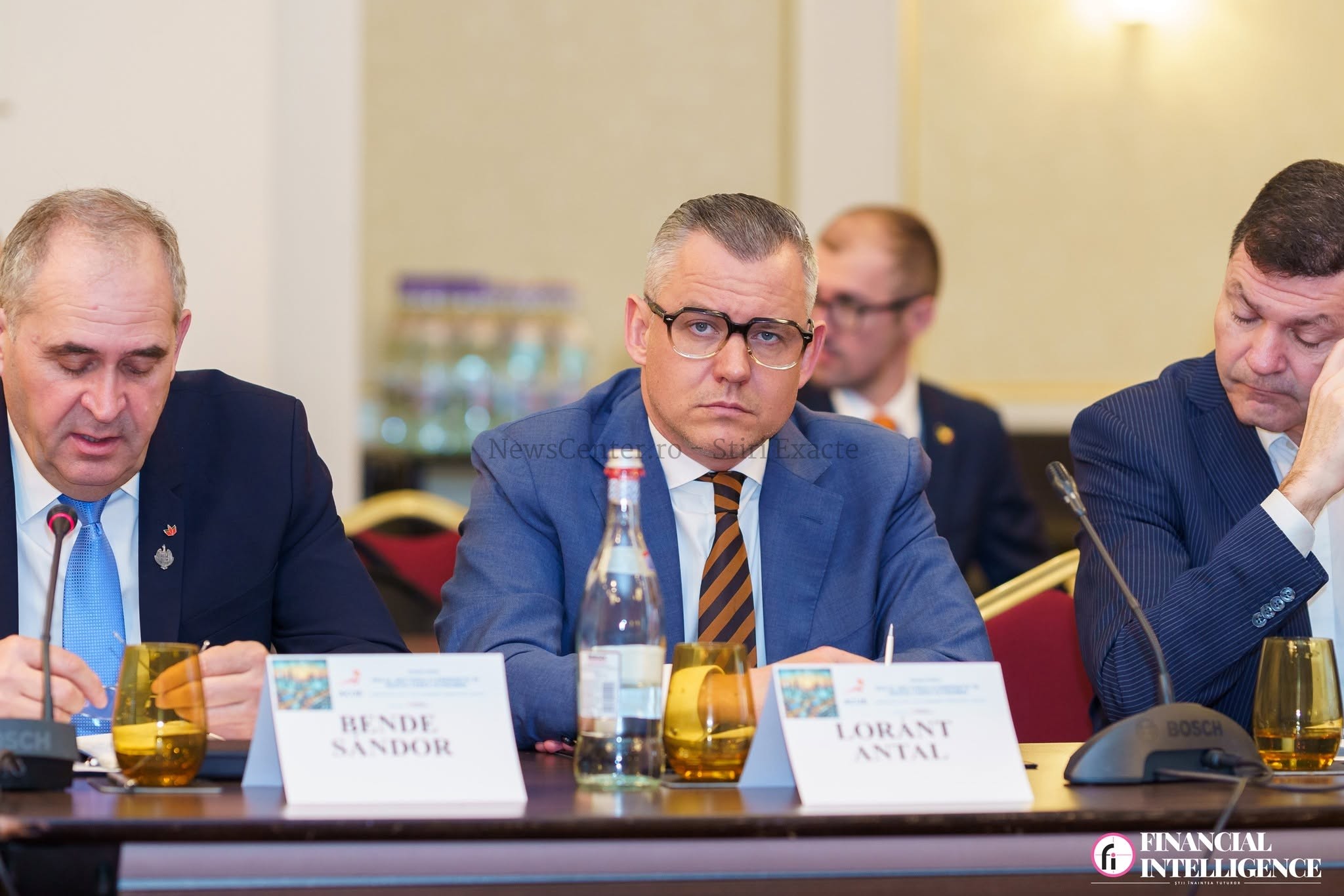 Cine e senatorul UDMR milionar și pasager în cursa privată spre Mykonos