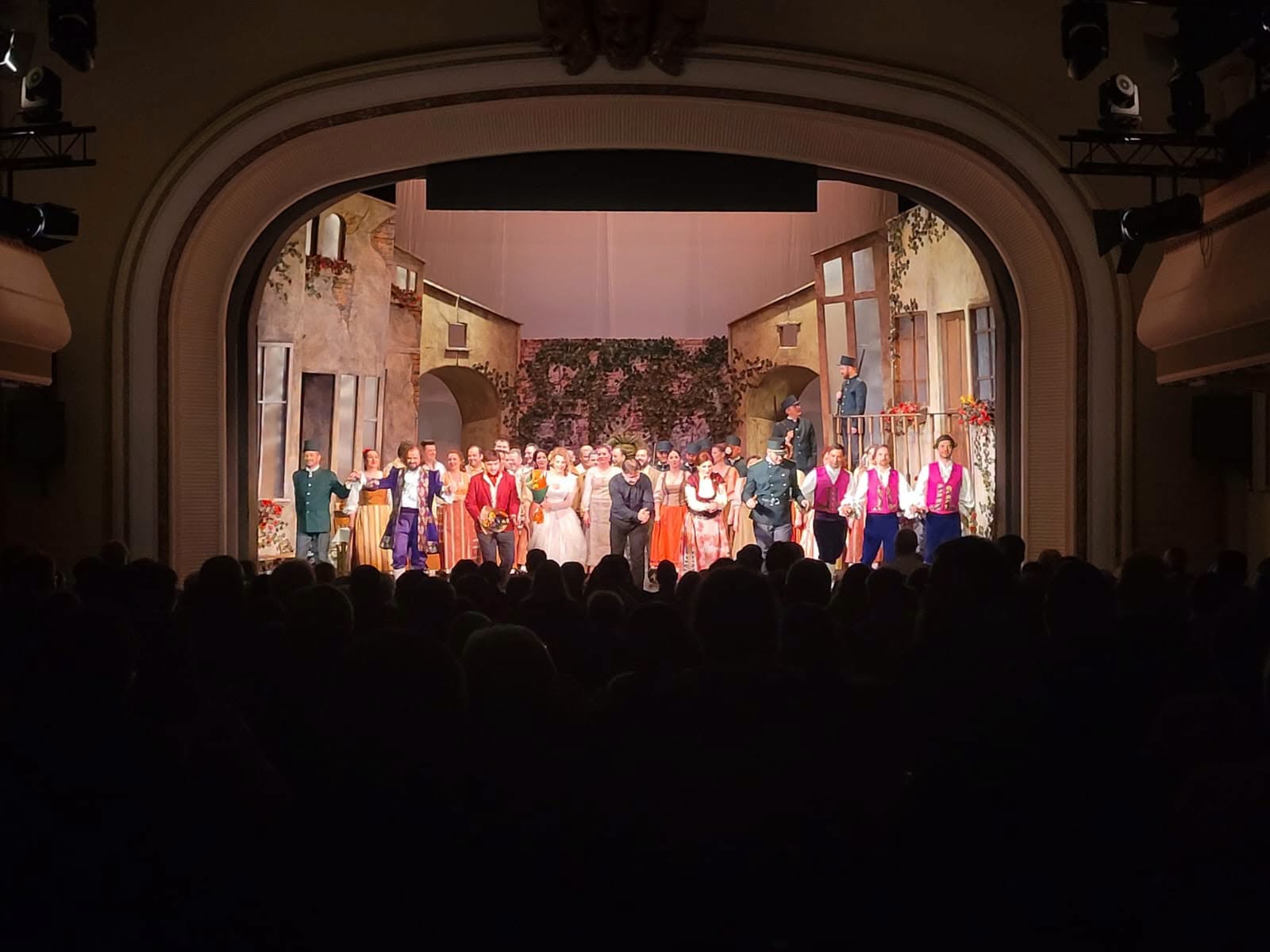 Spectacol la Opera Brașov, sursa foto: Opera Brașov/Facebook